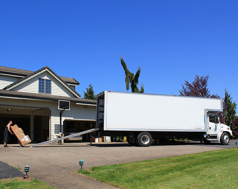 oakland moving company